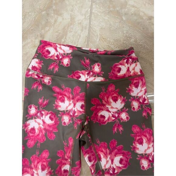 NWOT Free People Leggings Dusty Military Pink Floral Combo, S - Picture 3 of 7